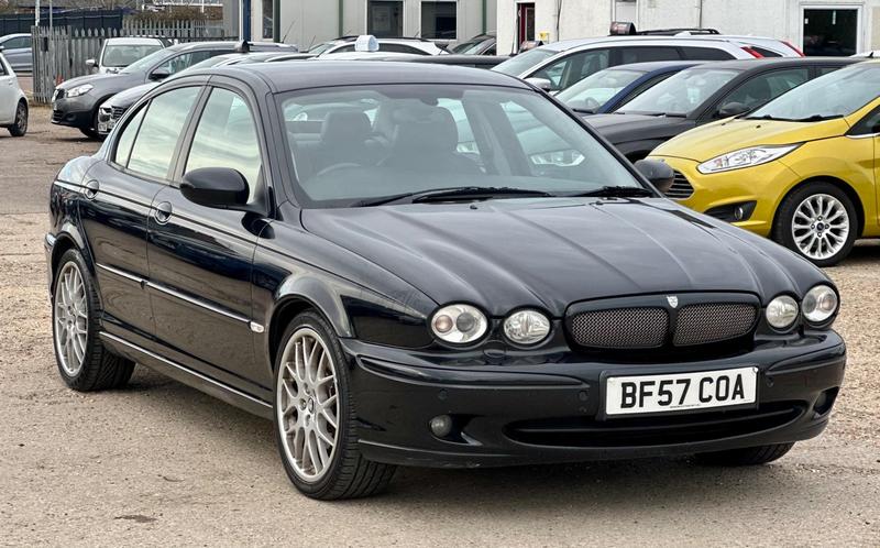 Jaguar X-Type 