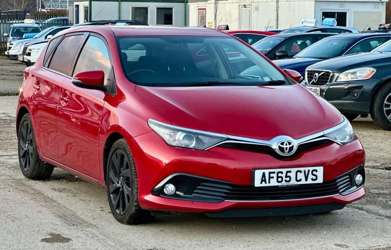 Toyota Auris 